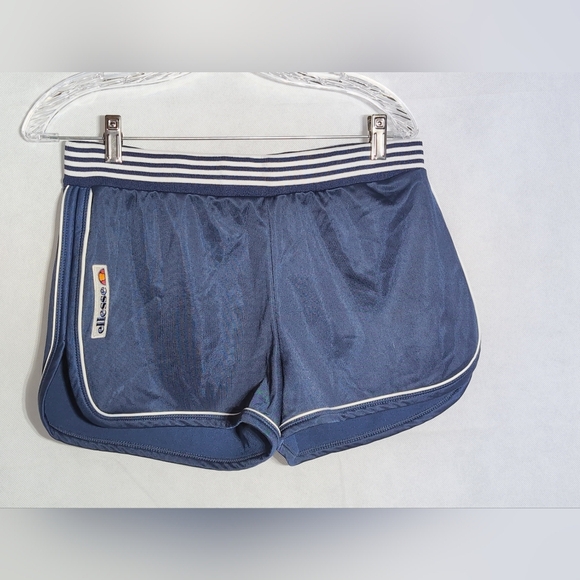 Vintage 1980s Ellesse Women's Blue Shorts 11.5 In - Picture 2 of 7